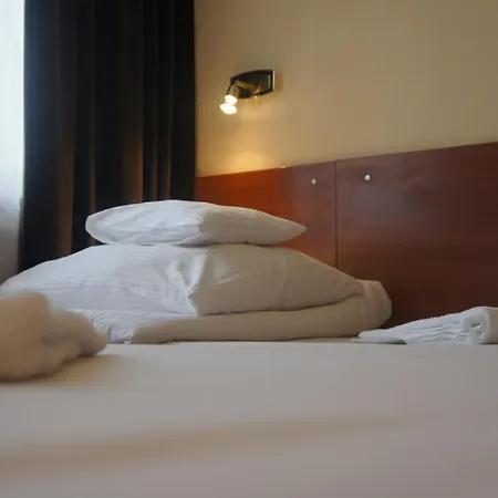 Nu Hotel